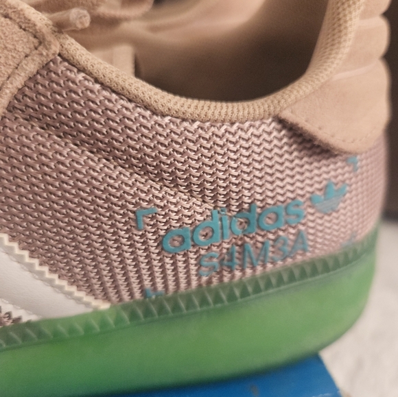 Adidas Beige and Green Sneakers S4m3a - Picture 8 of 16